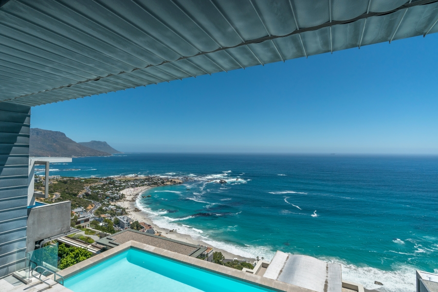 5 Bedroom Property for Sale in Clifton Western Cape